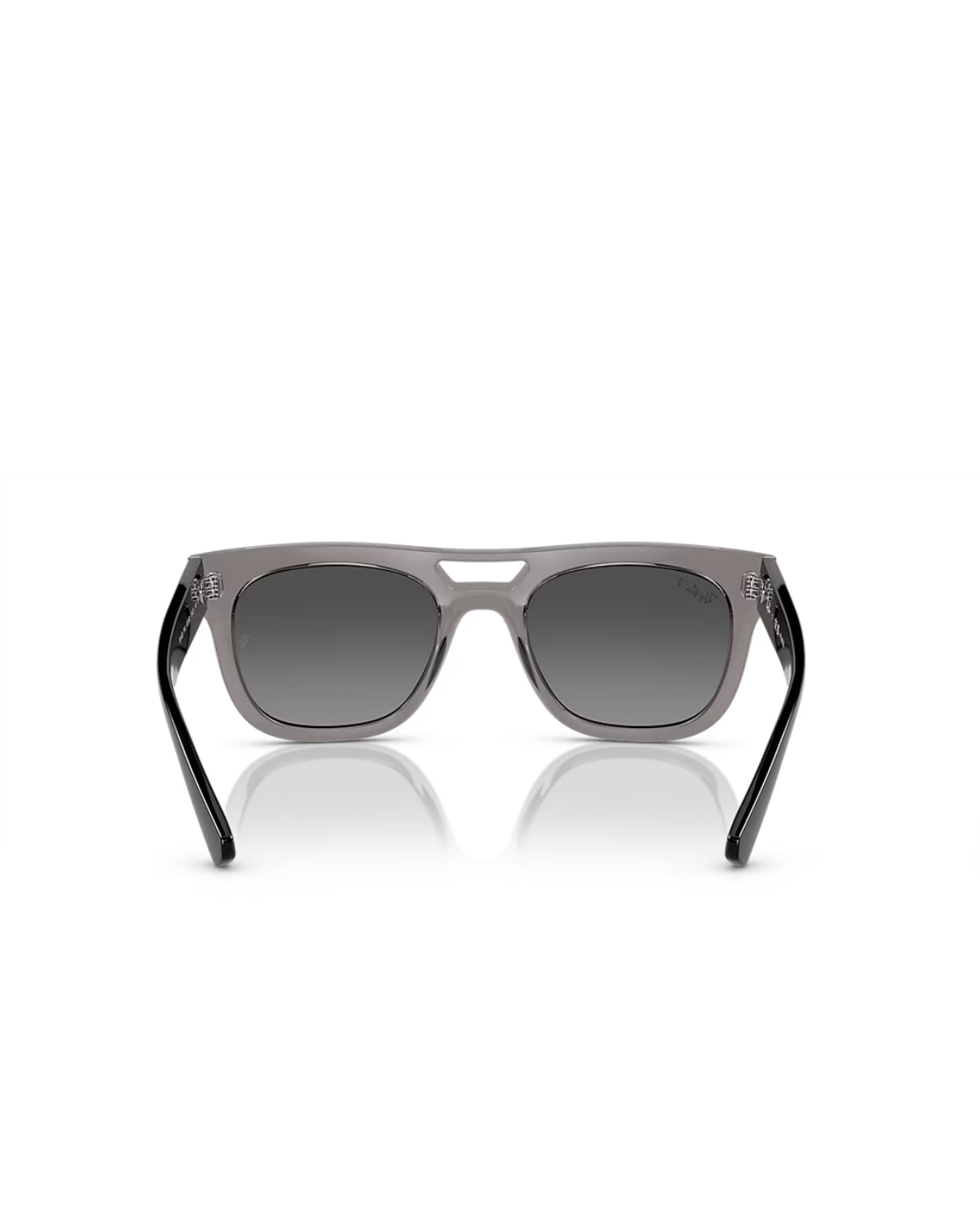 Brand new! Ray-Ban
RB4426 Phil Bio-Based Sunglasses