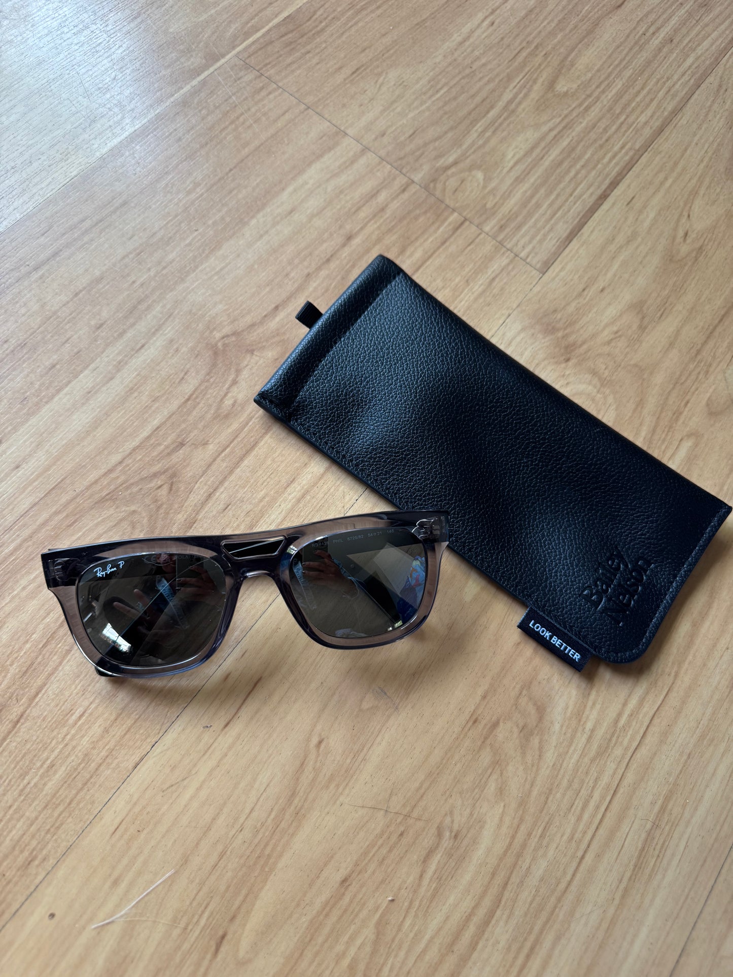 Brand new! Ray-Ban
RB4426 Phil Bio-Based Sunglasses