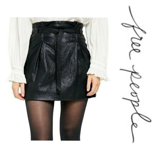 Free People Payton faux crinkle leather mini skirt sz 4