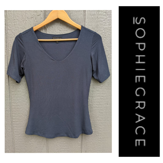 Sophie Grace navy tee sz S