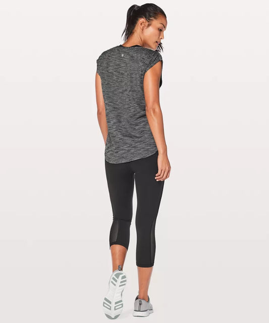 LULULEMON Sweat Times Short Sleeve sz 4
