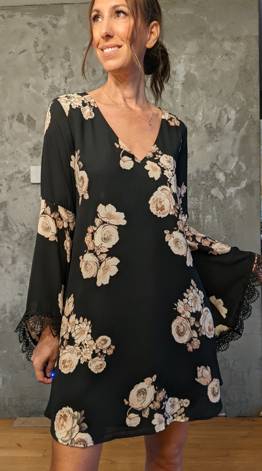 ASTR The Label Mini Dress with Bell Sleeves and Crochet Detail sz M