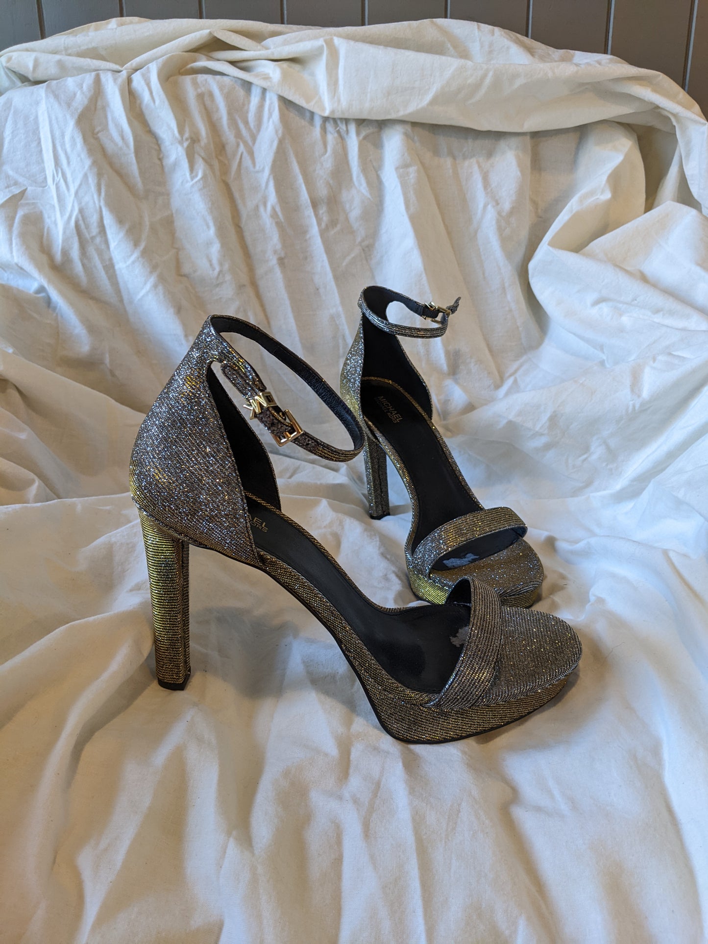 Michael Kors "Margot Glitter Platform heels" sz 9.5