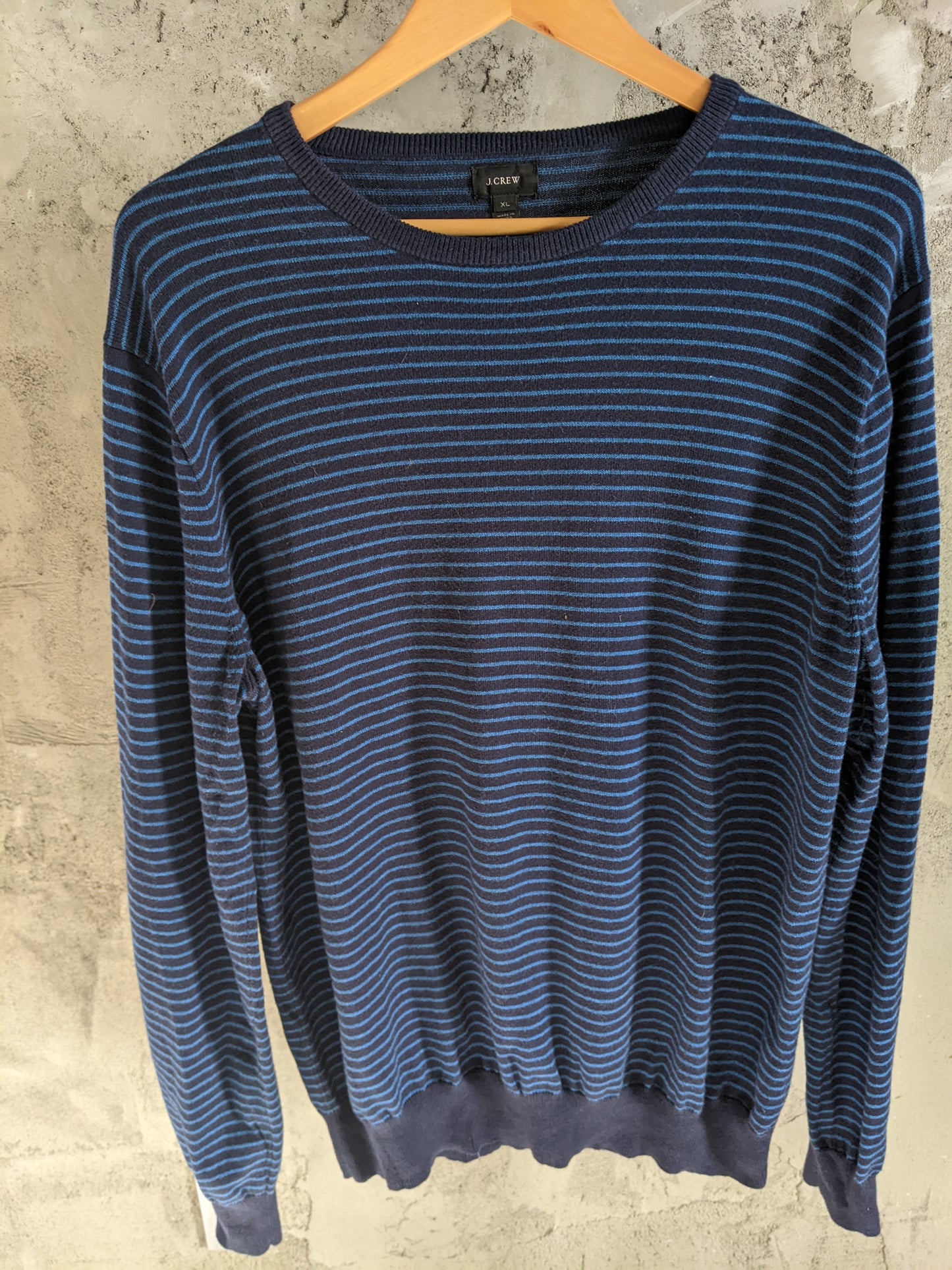 J Crew men's blue striped sweater size XL