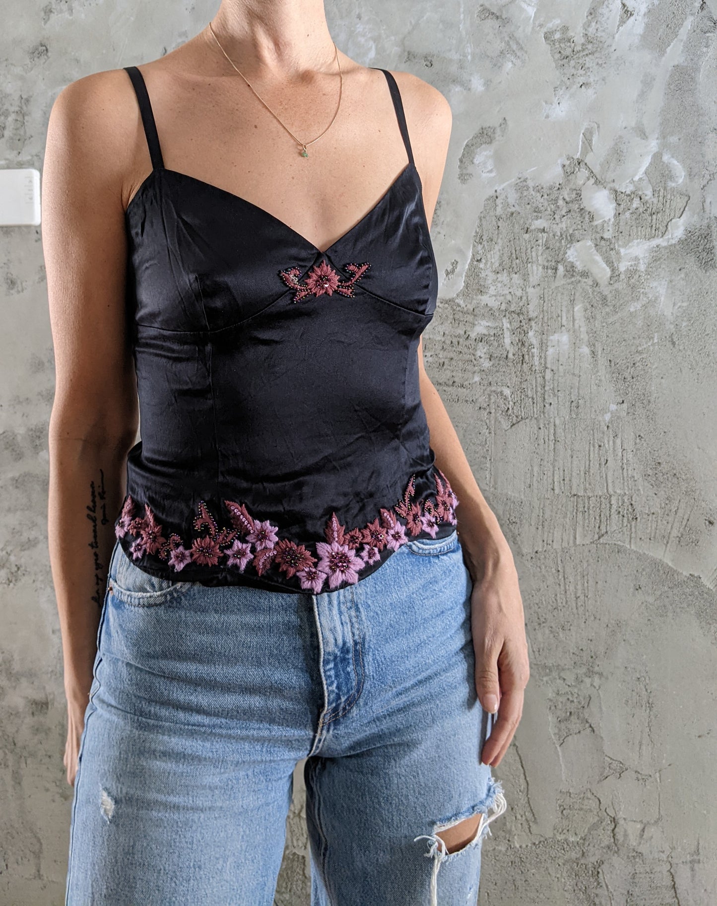 Betsey Johnson embroidered camisole sz 4