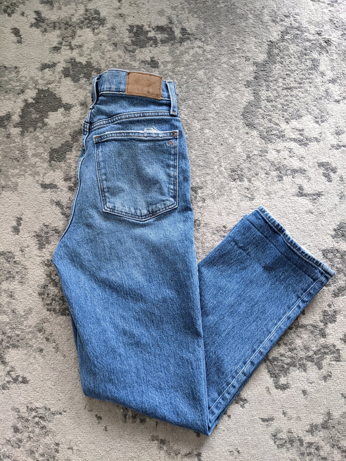 Madewell "The Perfect Vintage Straight Jean" sz 26