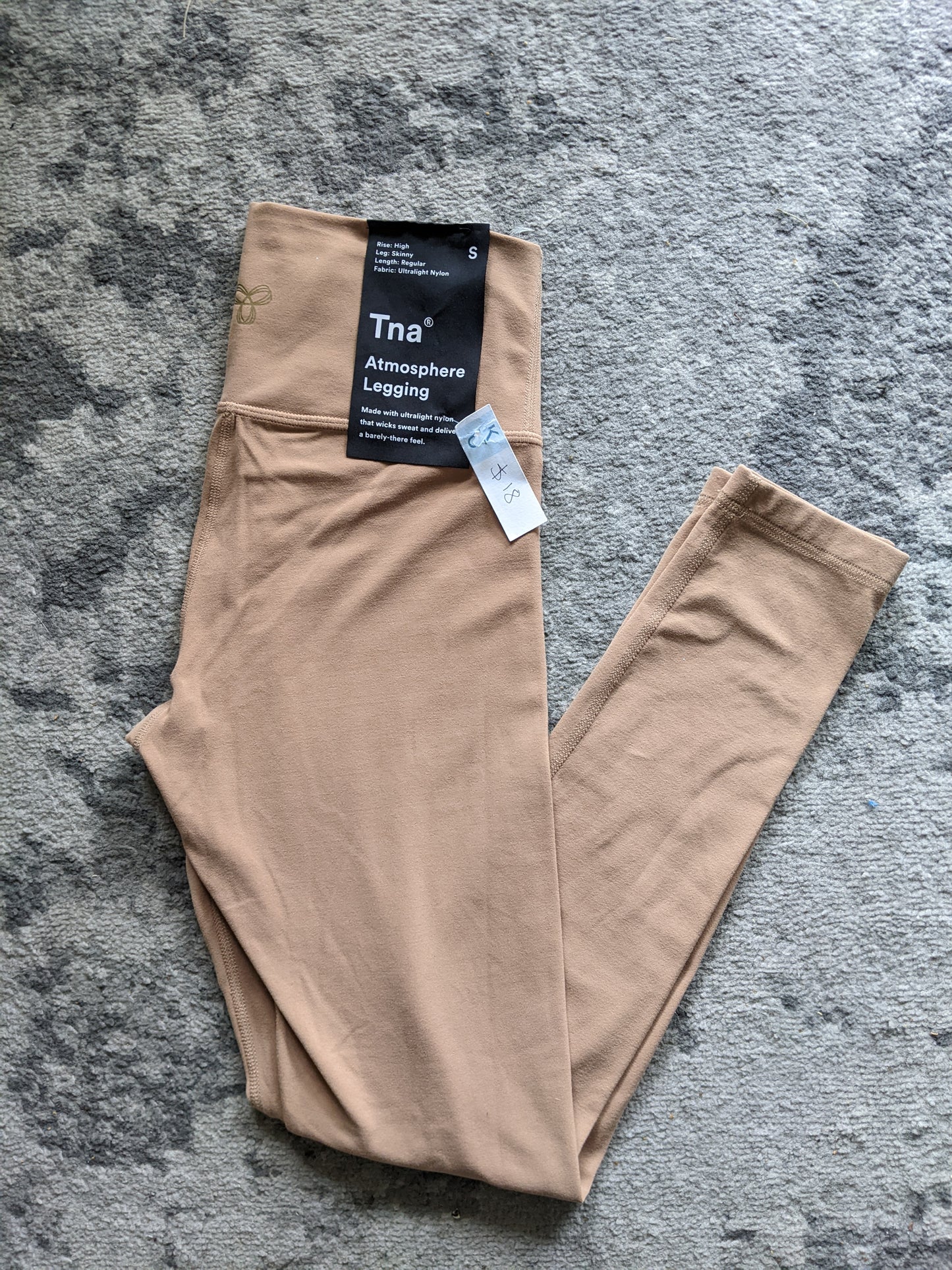 NWT! Aritzia TNA Atmosphere legging sz S