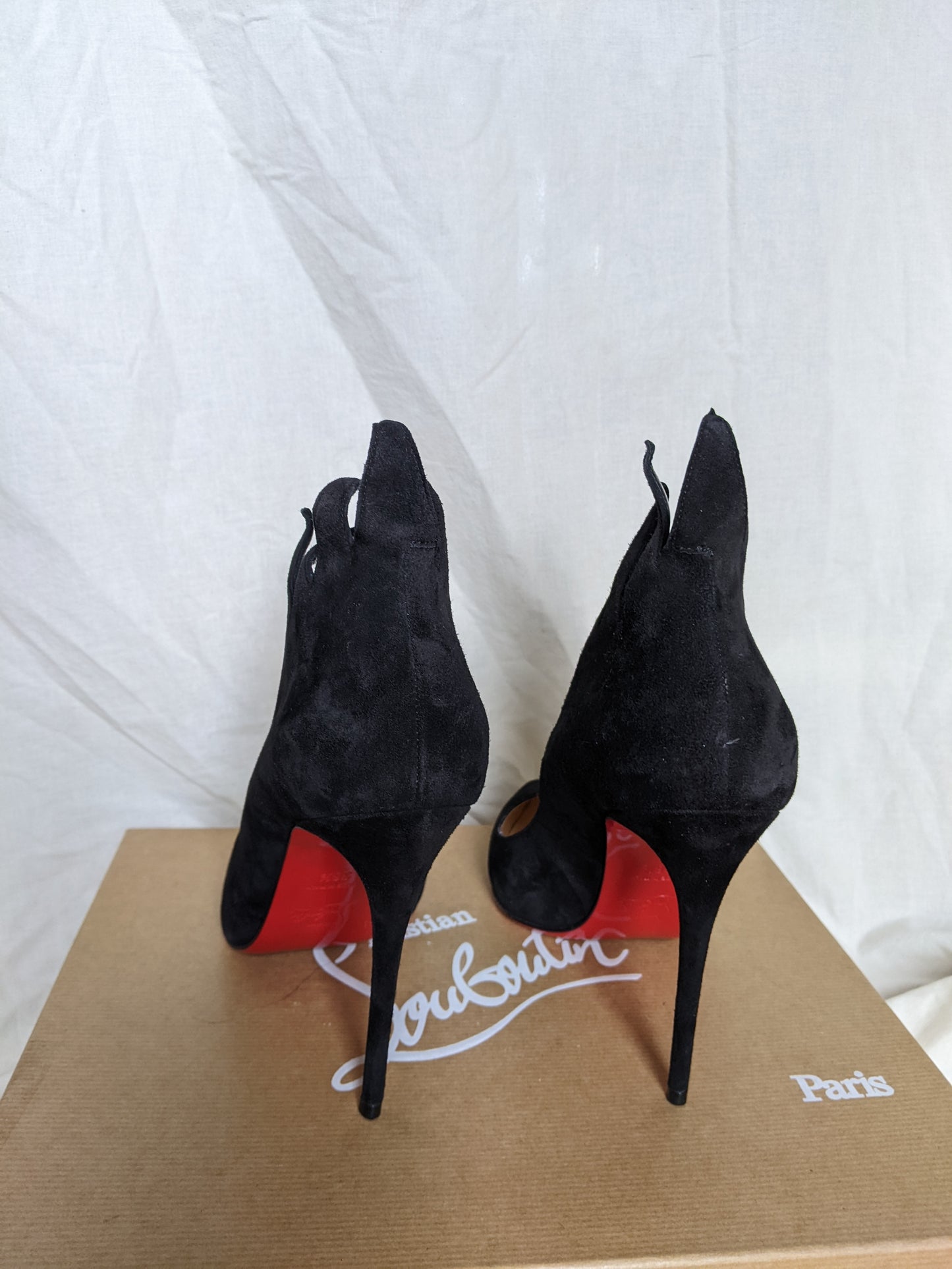 CHRISTIAN LOUBOUTIN Victorina Flame 100 Pumps sz 38.5