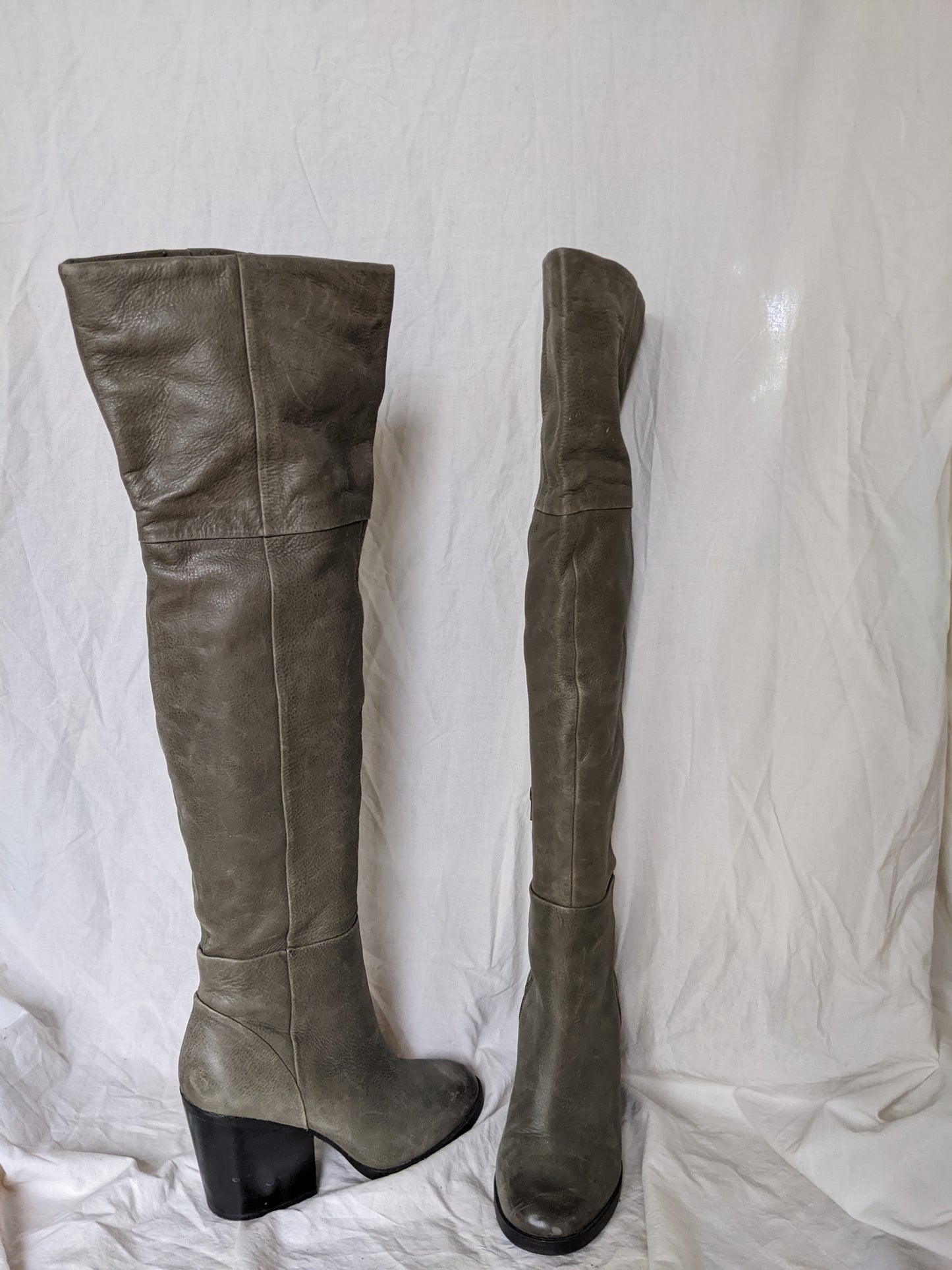 Aldo genuine leather grey thigh high boots sz 9