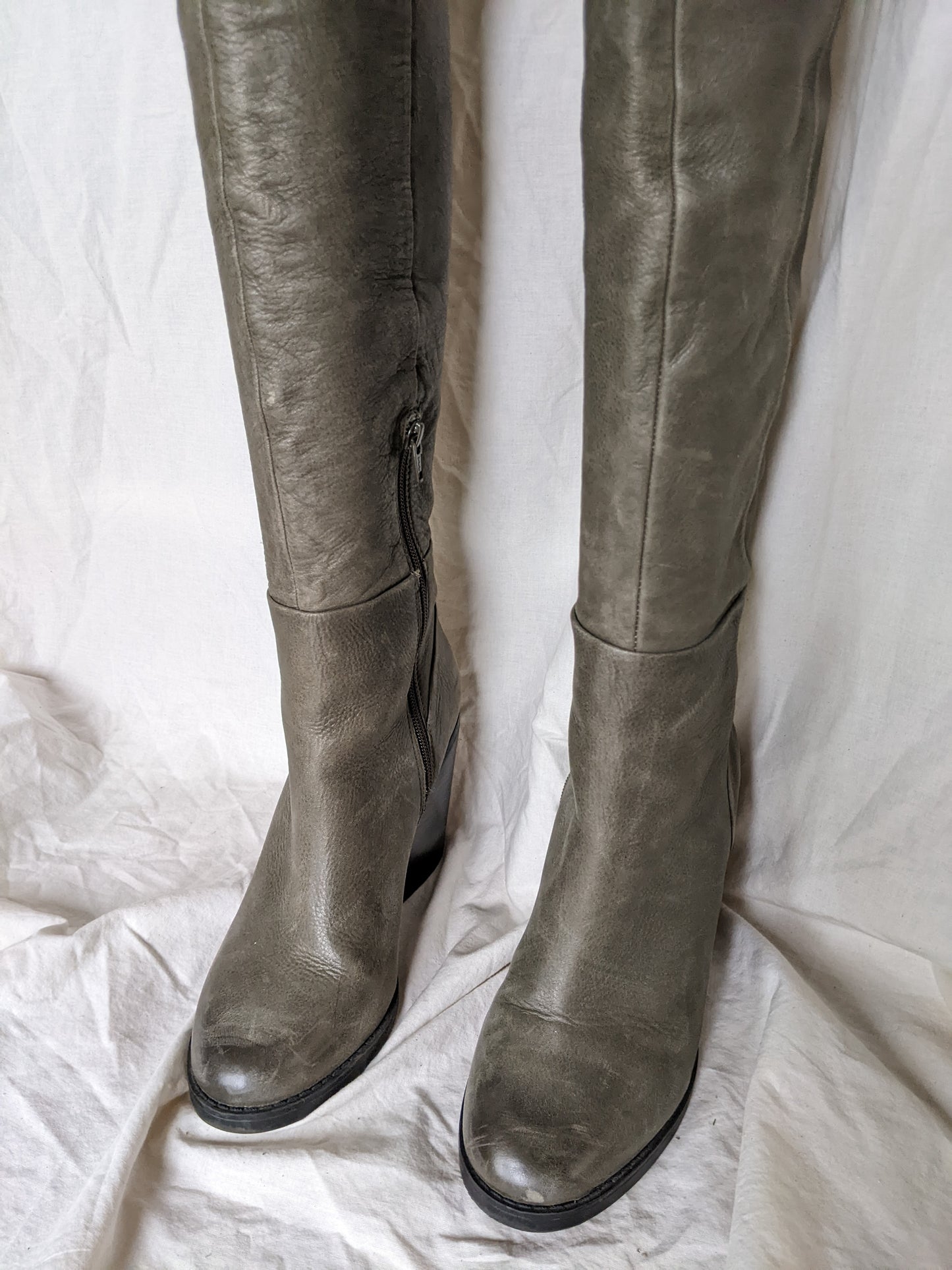 Aldo genuine leather grey thigh high boots sz 9