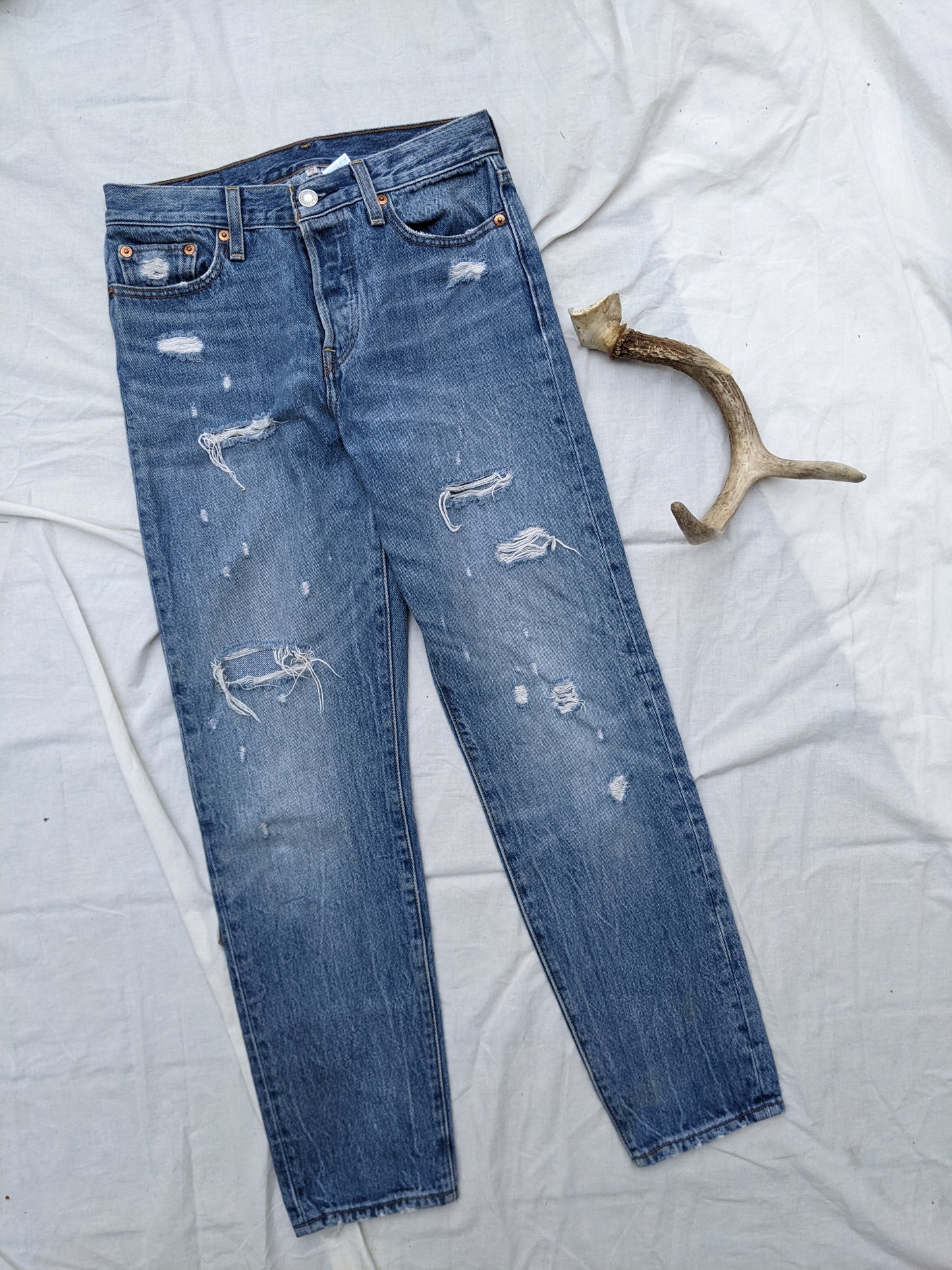 Levi's jeans sz 26 (fit like 25!)