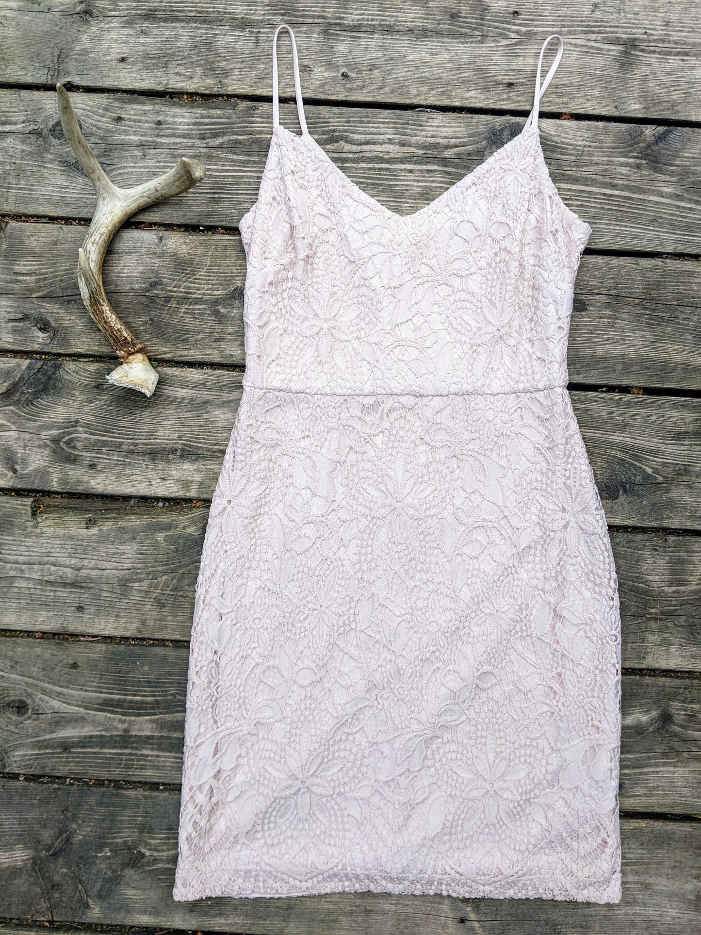 Guess light blush lace dress sz 6