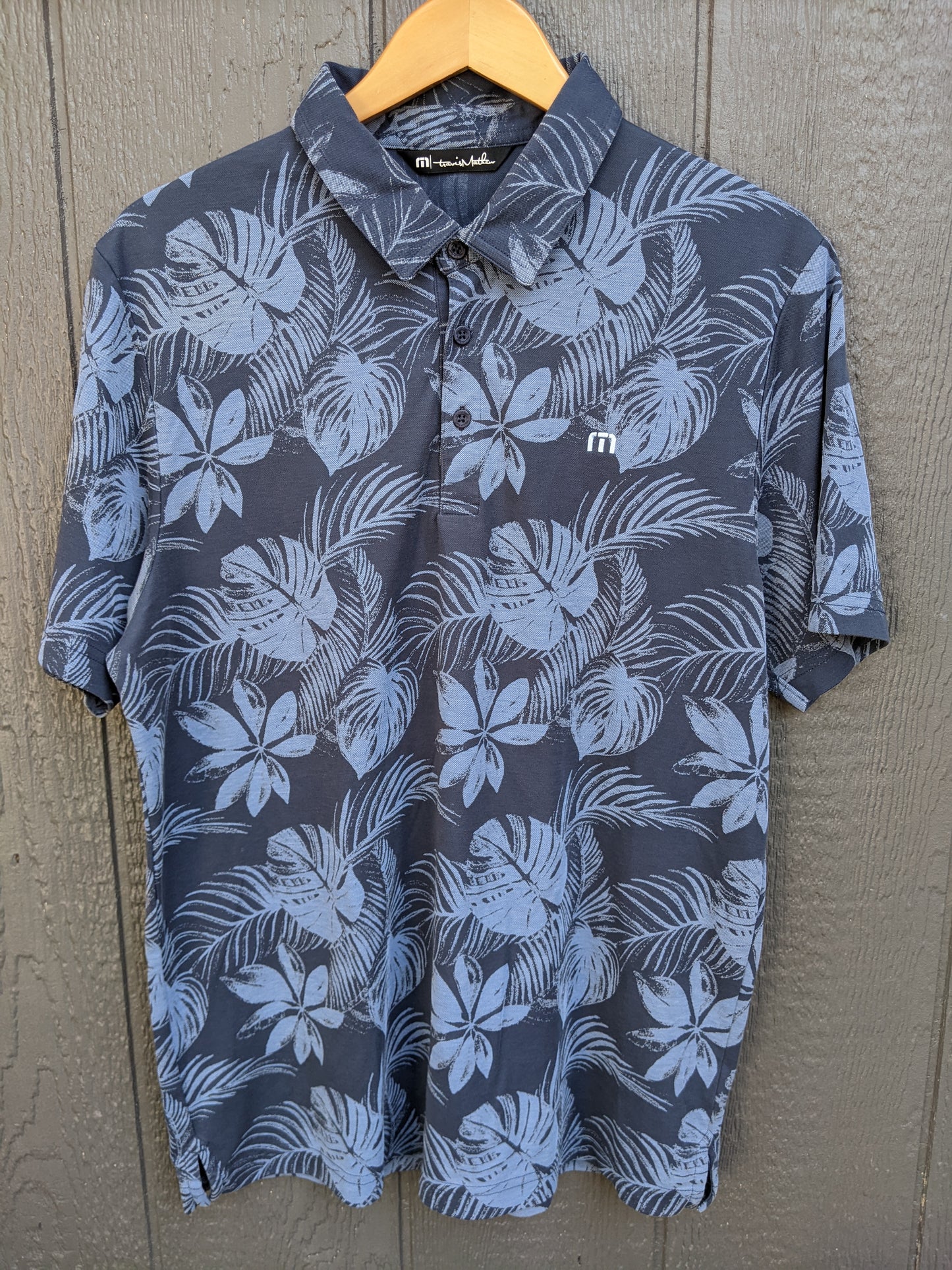 TRAVISMATHEW
Men's Ball Hog Short Sleeve Shirt sz L