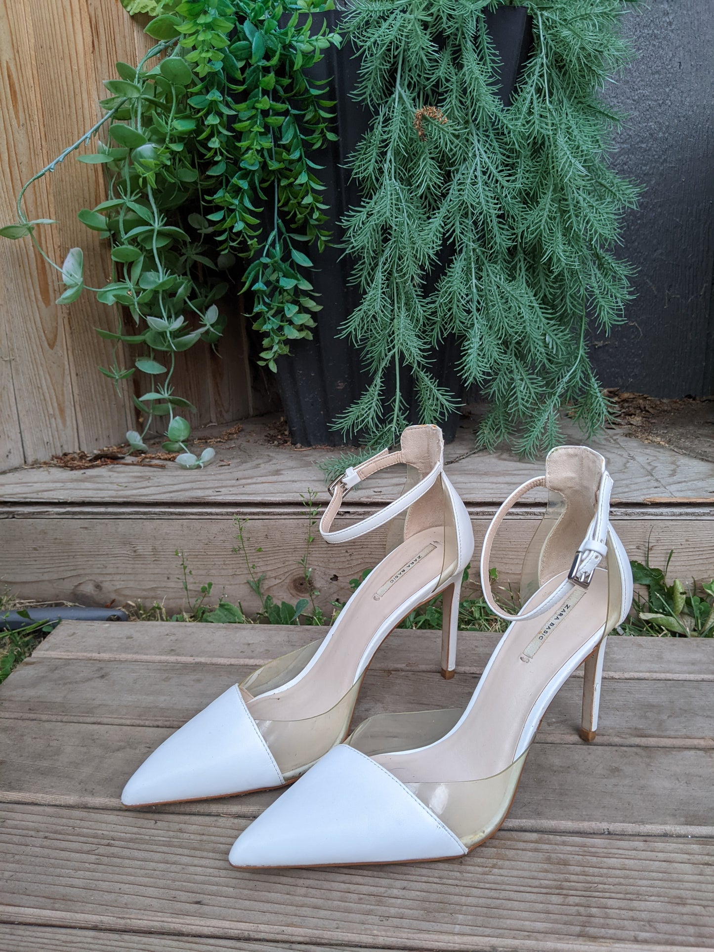 Zara leather and lucite white heels sz 39 (8)