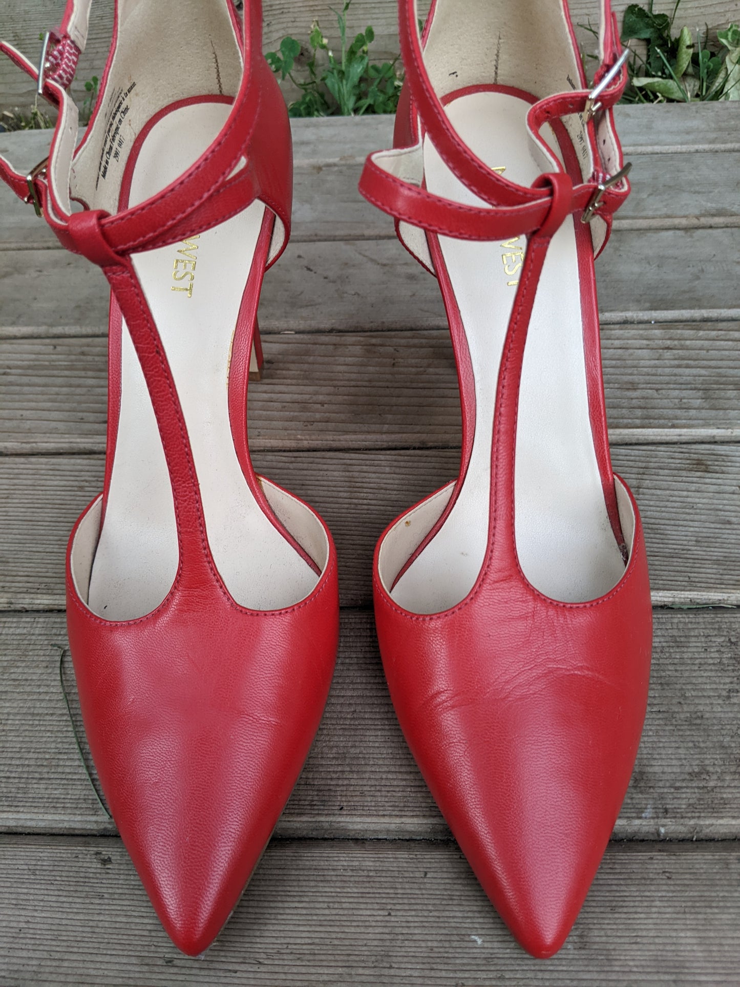 Nine West Tayley red leather heels sz 9