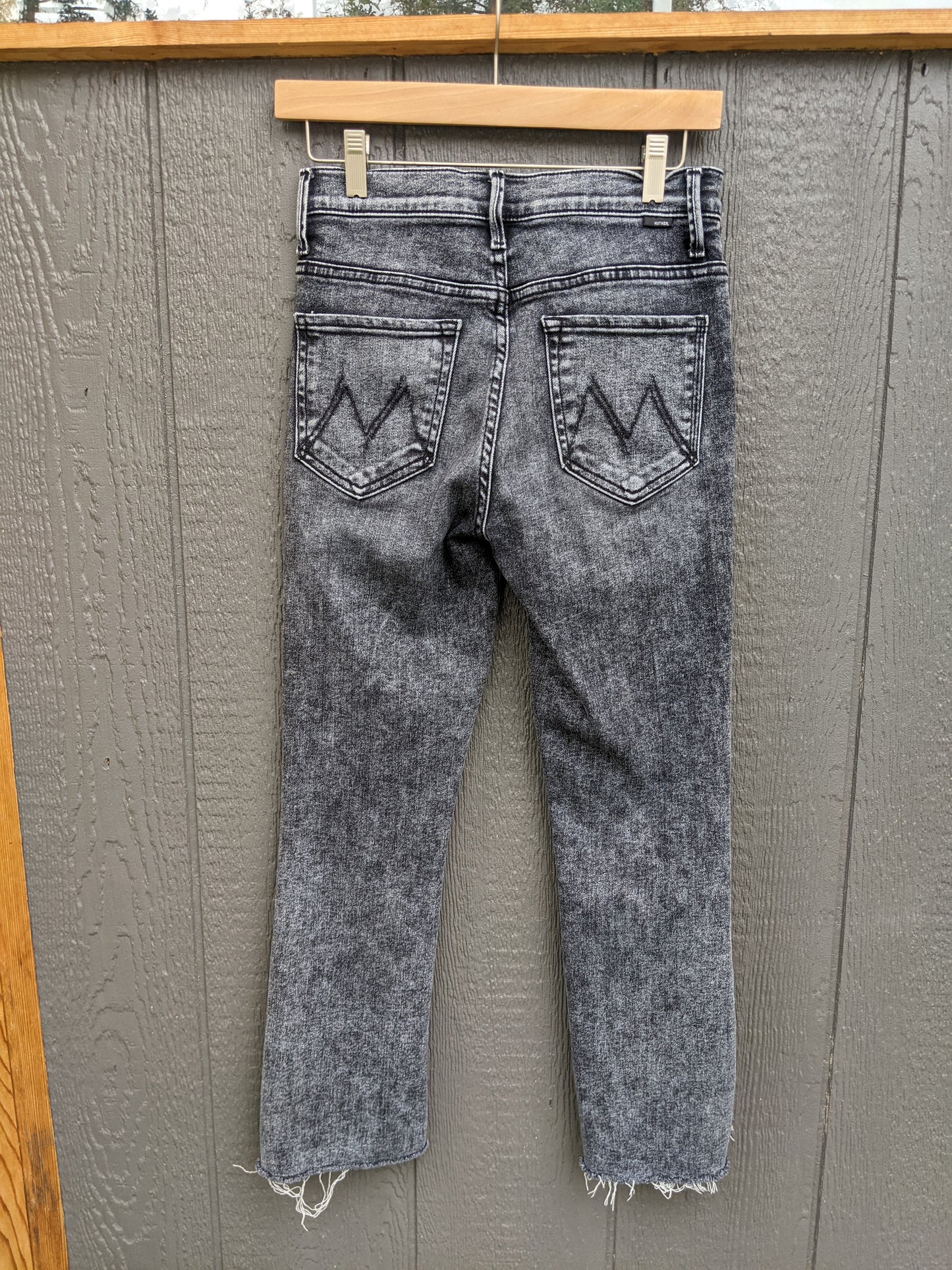 Mother The Insider Crop Step Fray in Wash Train Stops sz 27