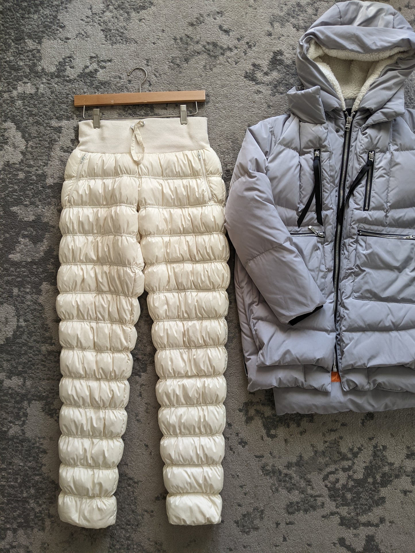 Cream Puffer Snow Pants sz XS