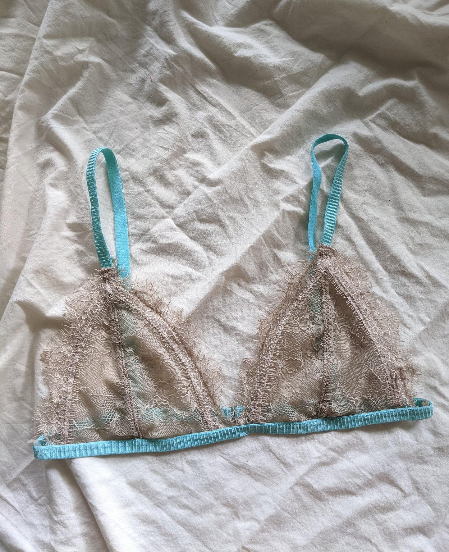 Urban Outfitters kimchi blue bralette sz S