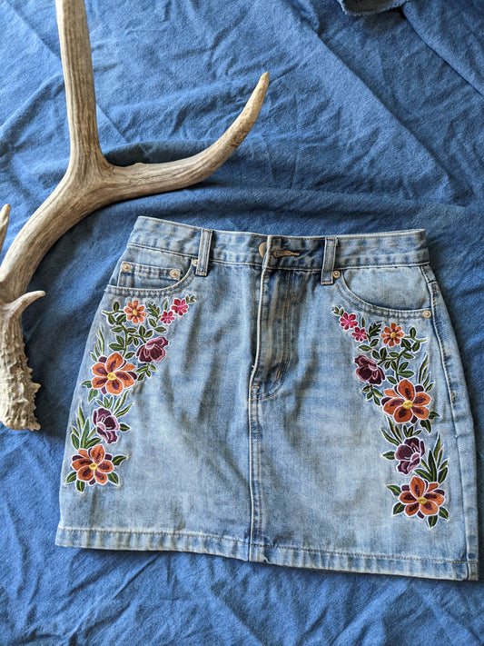 F21 embroidered denim skirt sz xs