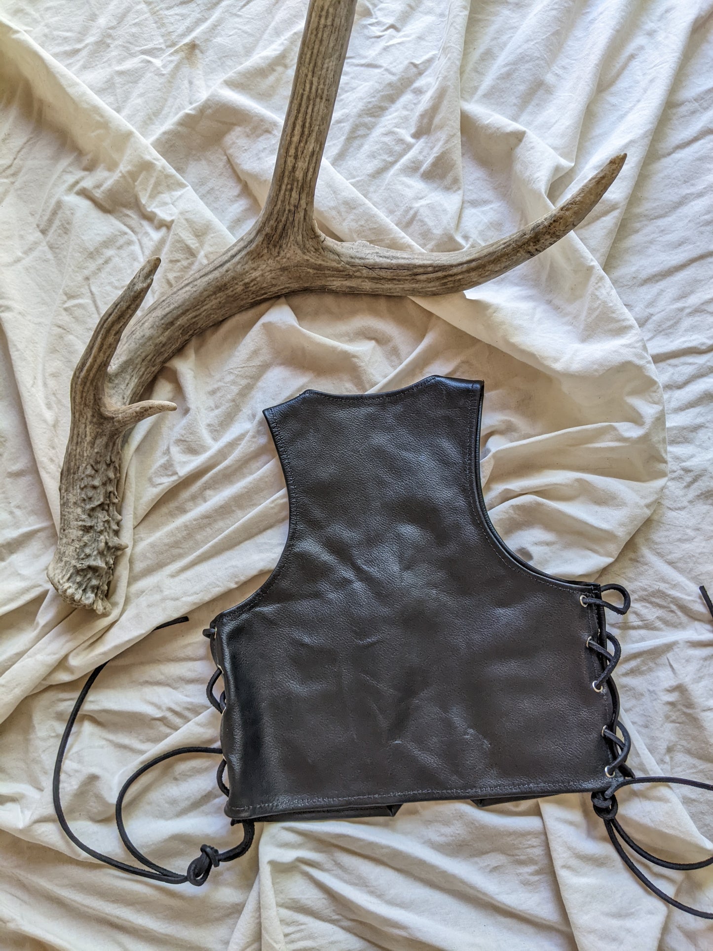 KIDS genuine leather vest sz xs