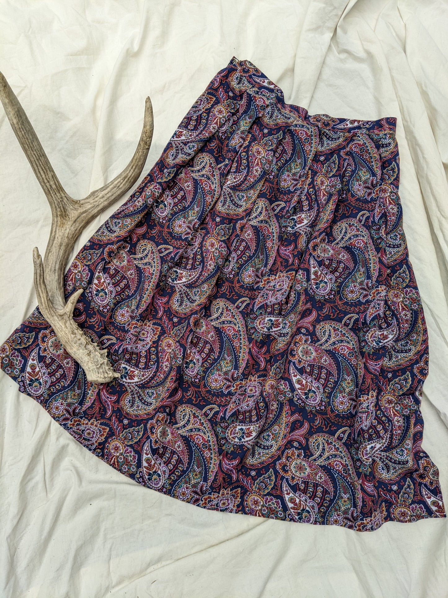 Vintage Paisley skirt. Fits like 6