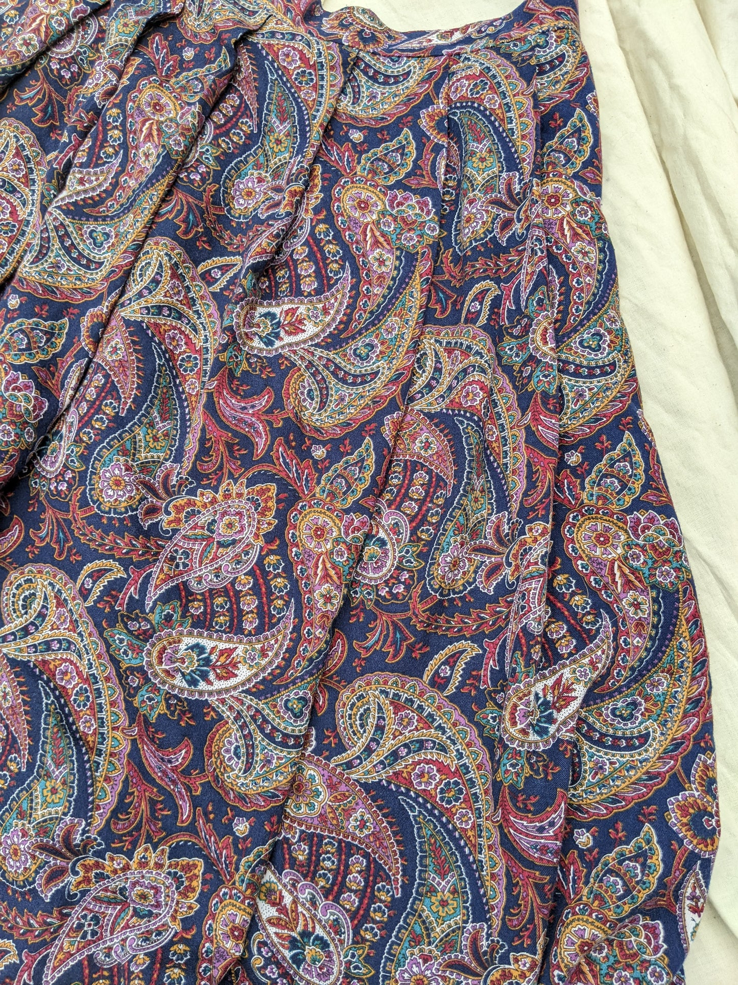 Vintage Paisley skirt. Fits like 6