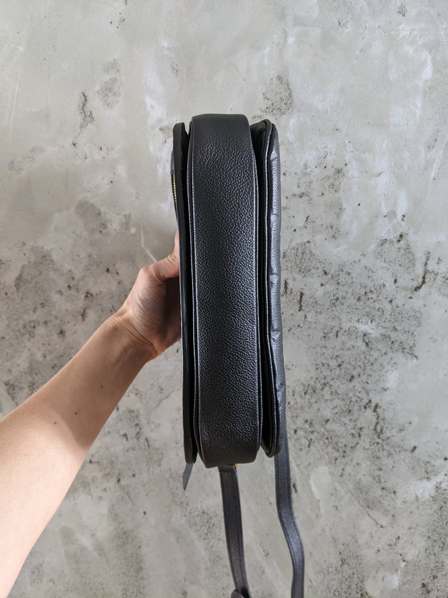 Brand new! Louis Vuitton Pochette Méti