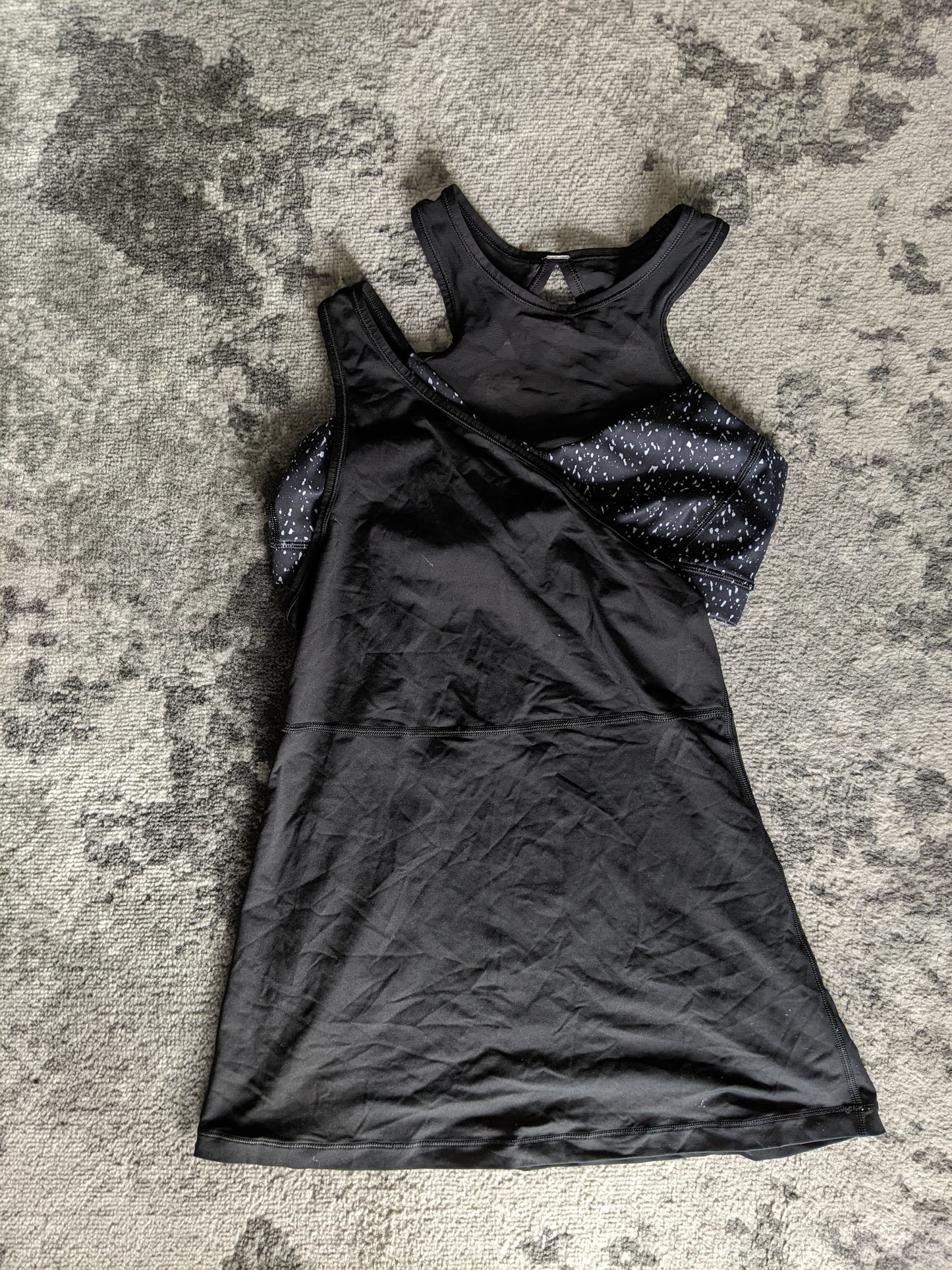 Lululemon Meshed Up Tank sz 8 (2 pc!)