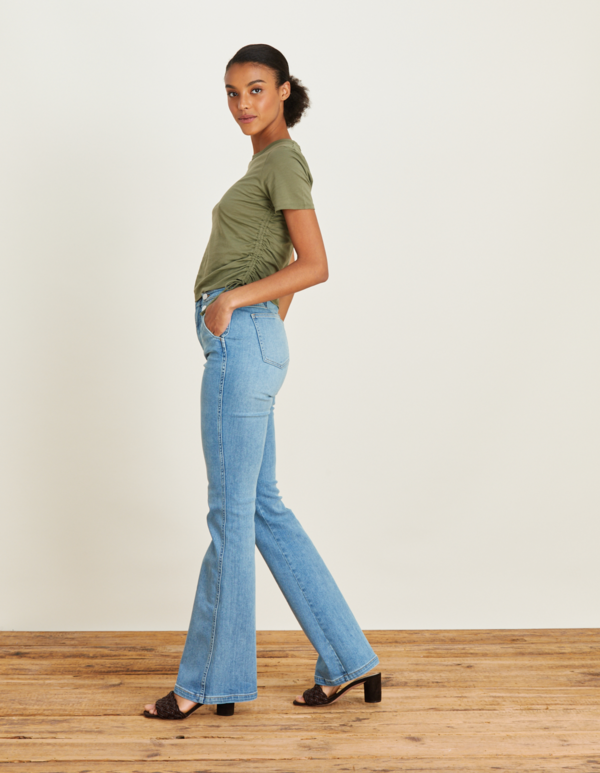NWOT! Veronica Beard Jean
Tazi Tee in Moss sz XS (relaxed)