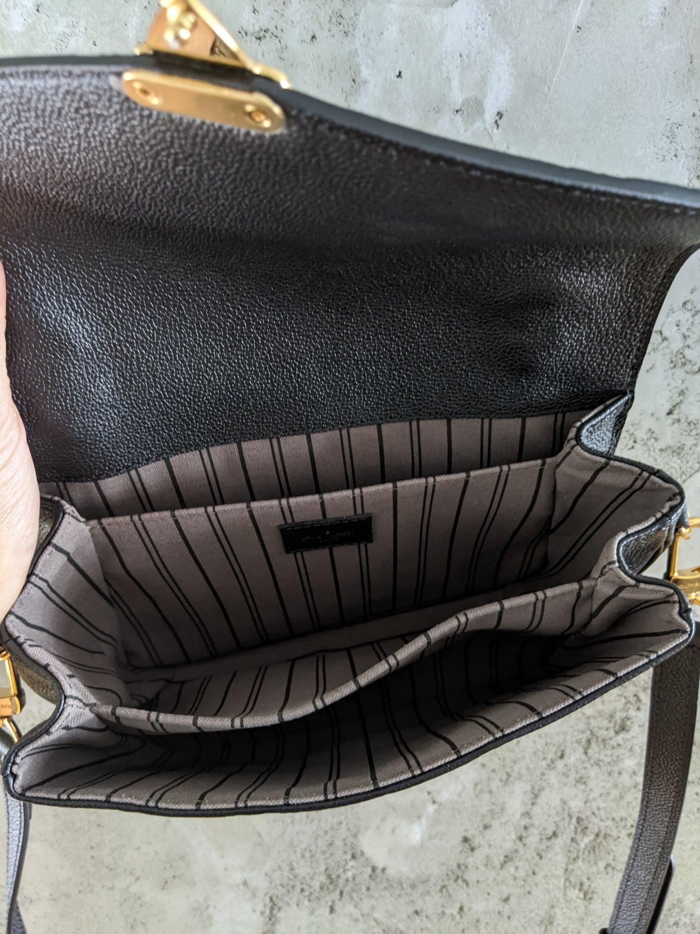 Brand new! Louis Vuitton Pochette Méti