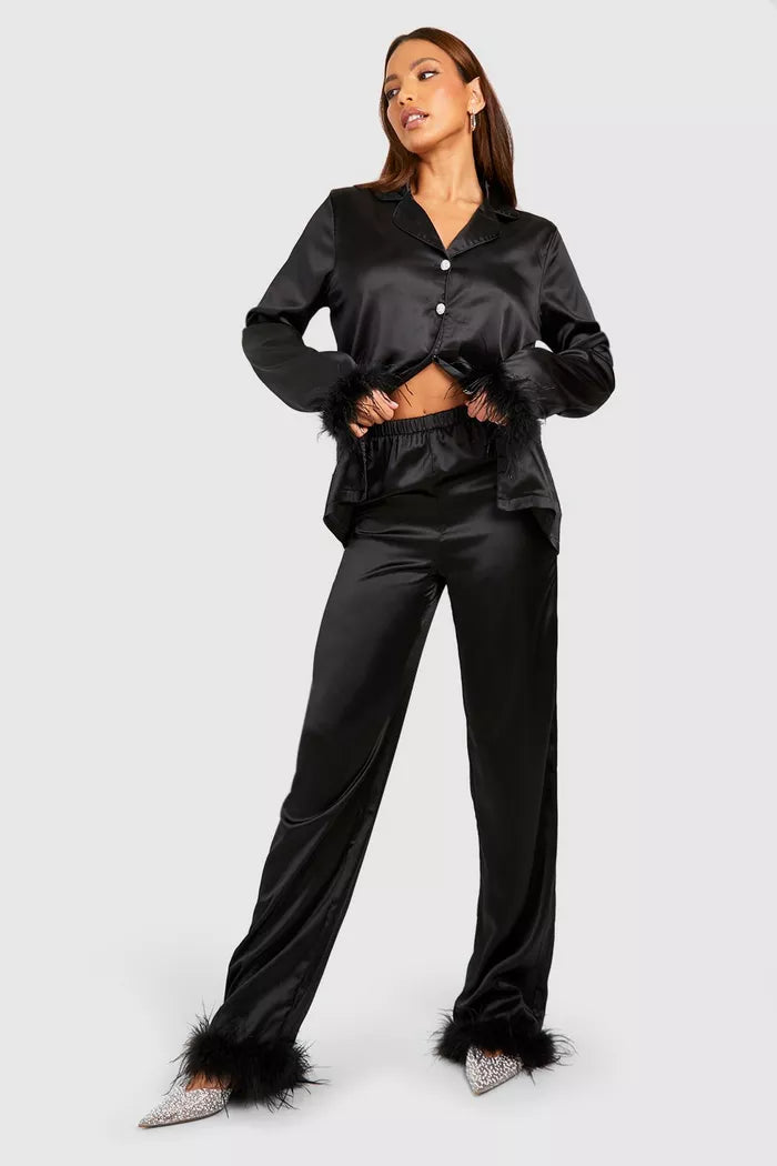 NWT!! Boohoo Tall "Fluffy Feather Trim Trousers" sz 10