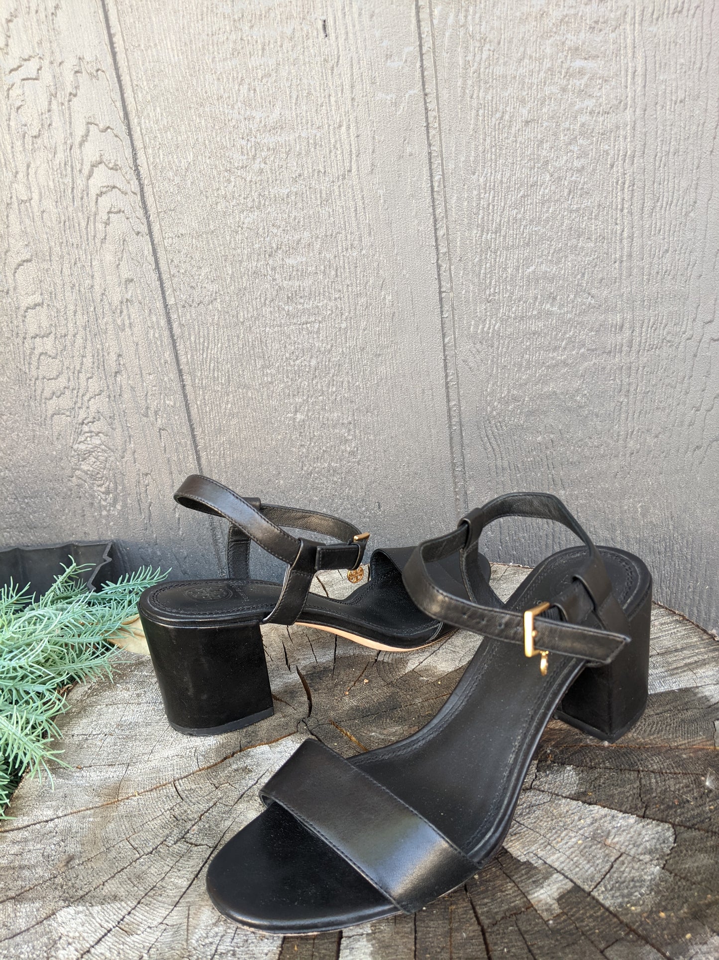TORY BURCH Laurel Ankle Strap block heel sandals sz 7