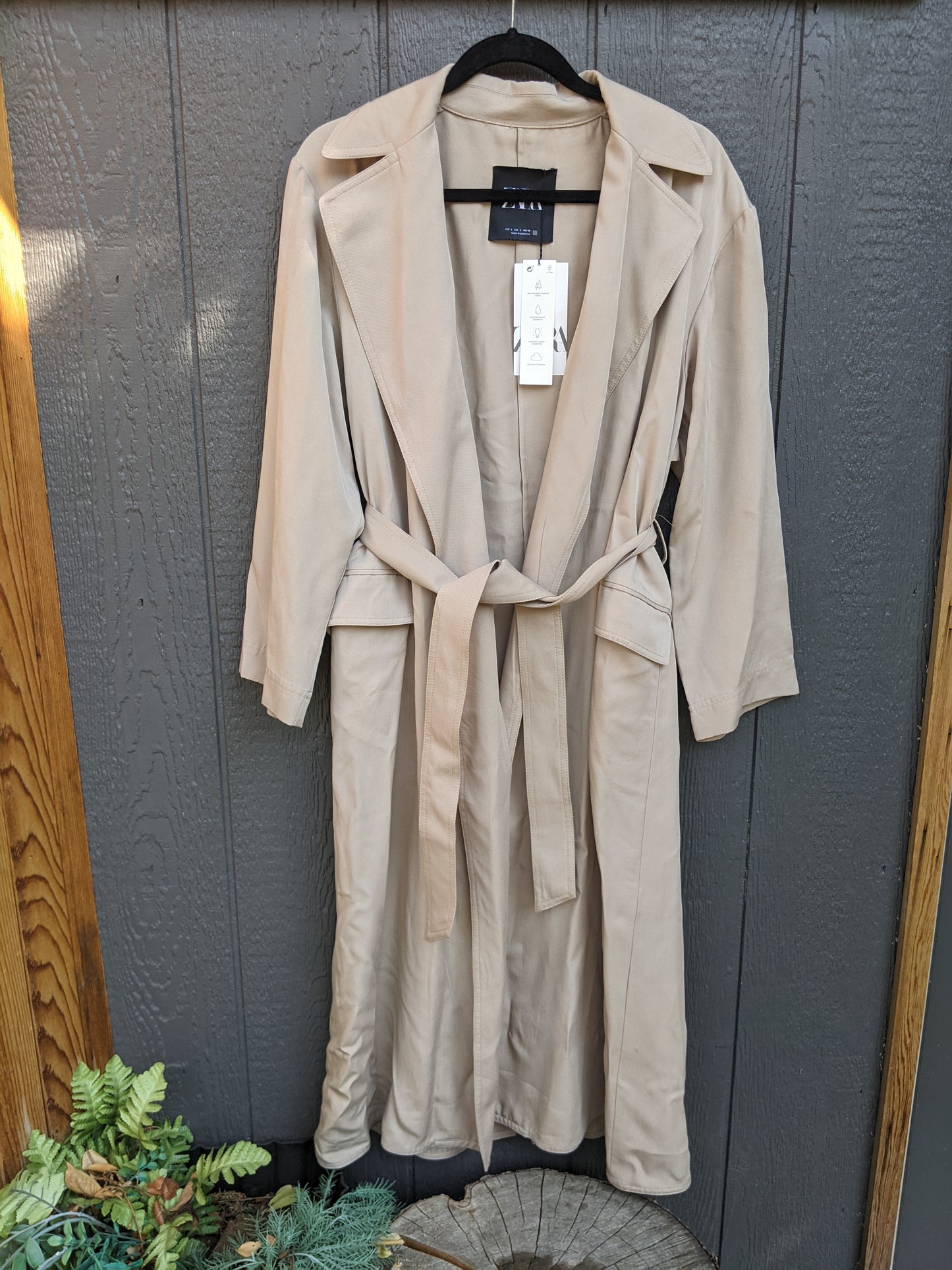 NWT! Zara flowy trench sz S