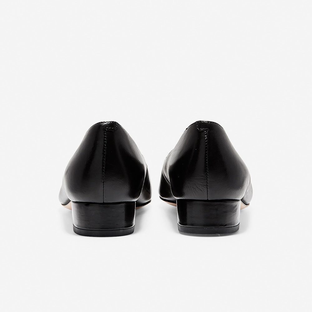 Cole Haan Vesta Skimmer Black Leather sz 7.5