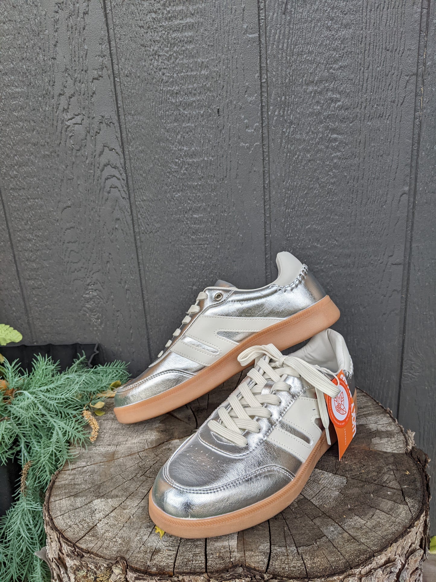 NWT! Lucky Step sneakers sz 11