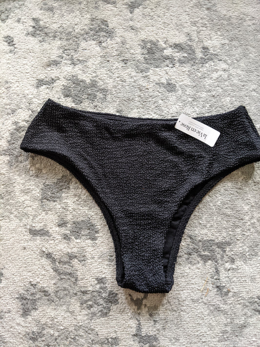 NWT! La Vie en Rose textured stretch bathing suit bottoms sz M